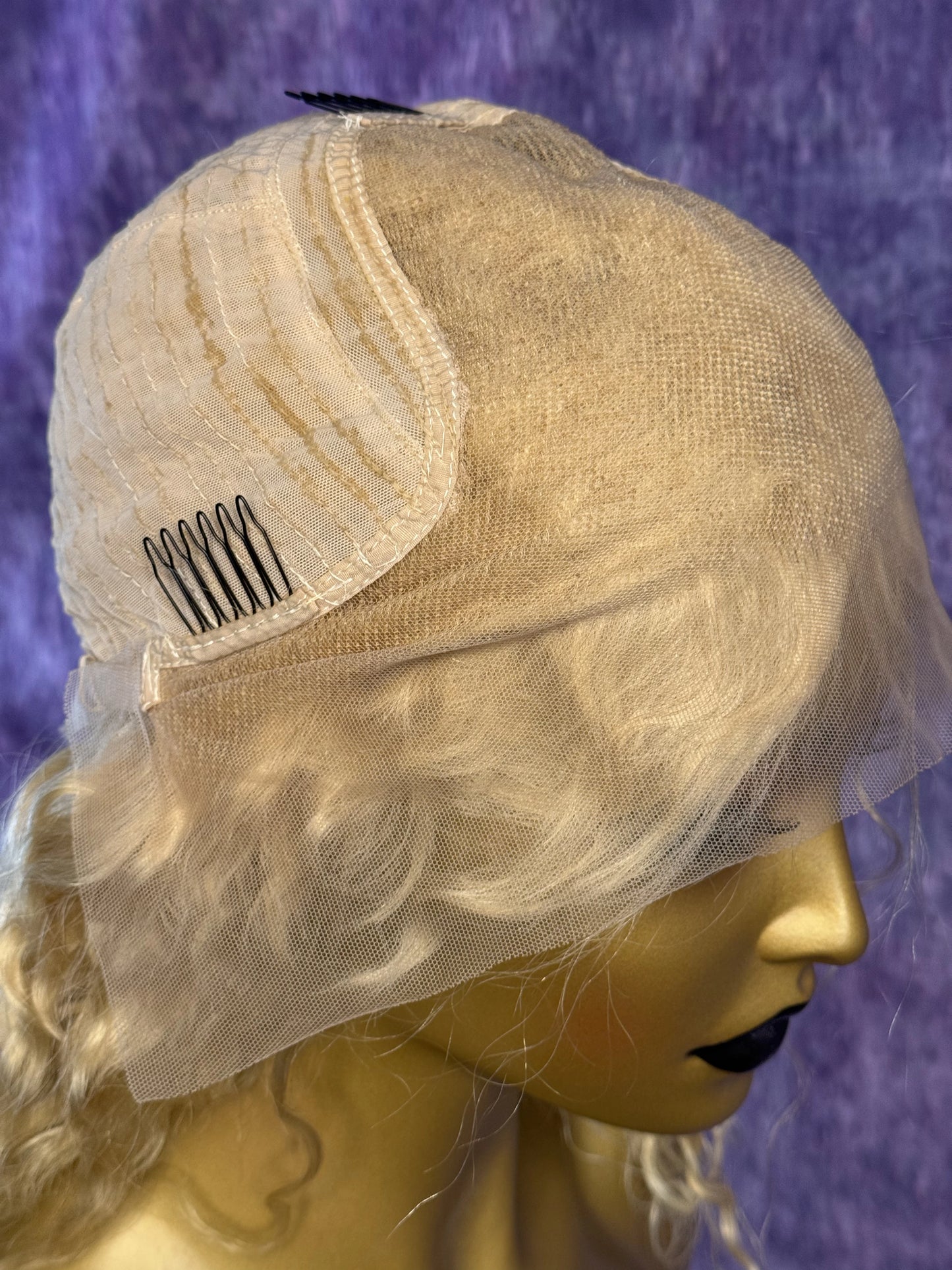 13x6 HD Lace Wig – Deep Wave – Platinum Blonde – 18in – 180%