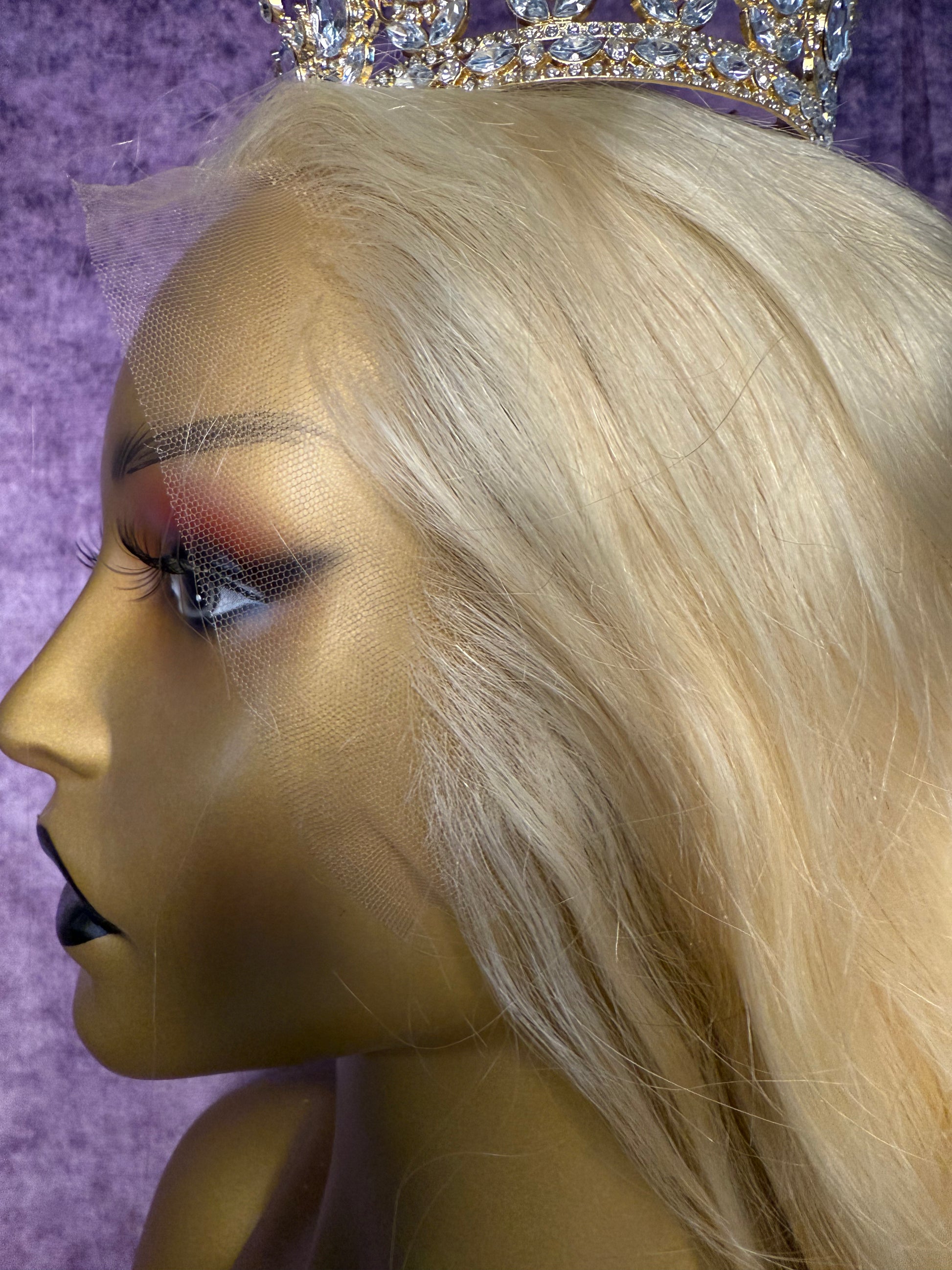 BODY WAVE PLATINUM CLOSEUP SIDE VIEW