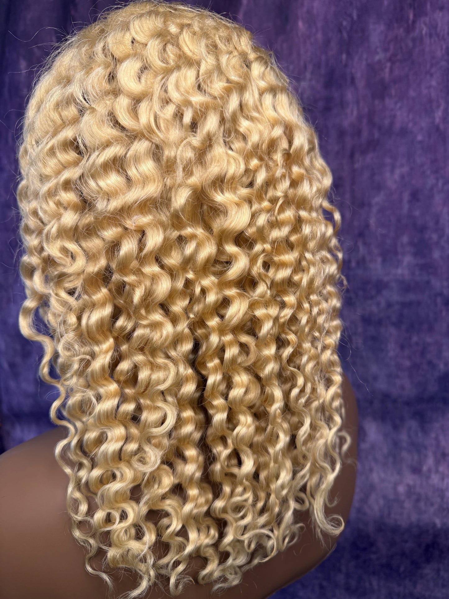 13x6 HD Lace Wig – Deep Wave – Platinum Blonde – 18in – 180%