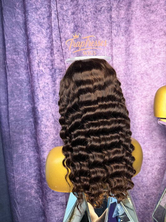 LOOSE DEEP WAVE BACK VIEW 1